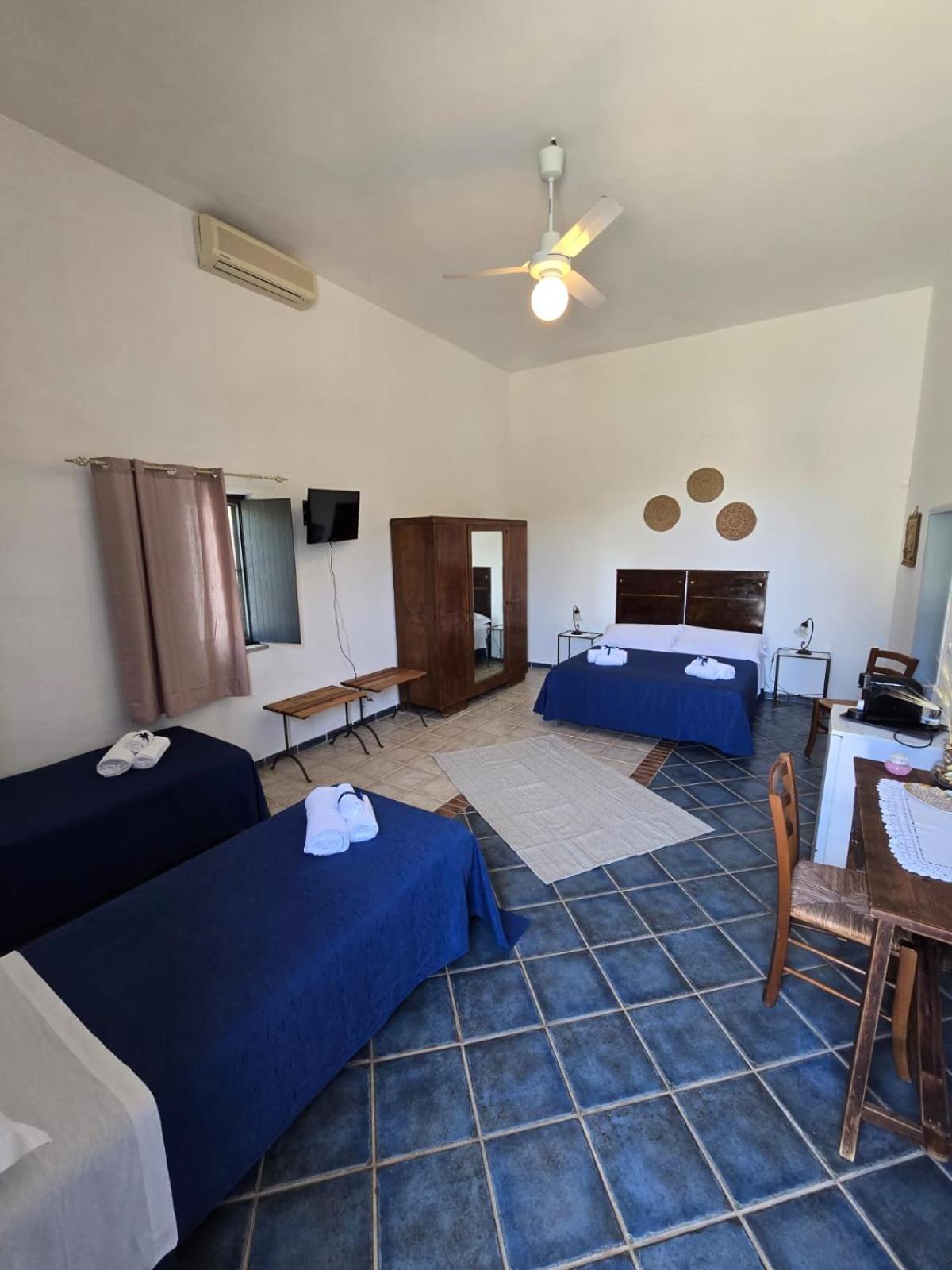 B&B Casa Cavarra Portopalo Di Capo Passero Extérieur photo