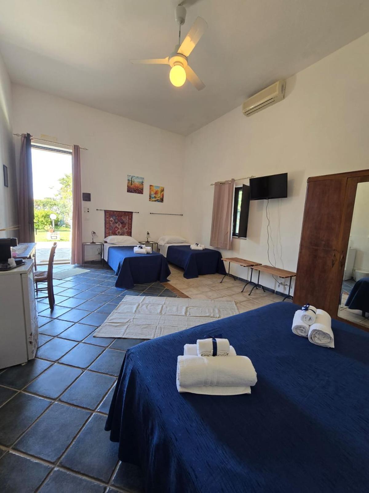 B&B Casa Cavarra Portopalo Di Capo Passero Extérieur photo